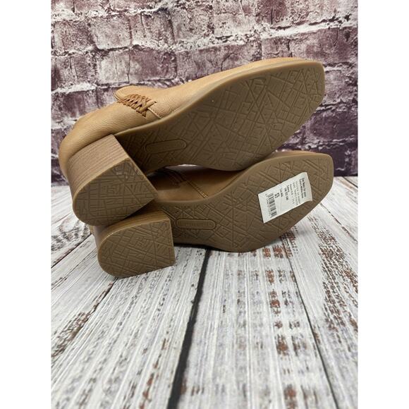 Baretraps Women's Tristen Block Heel Ankle Booties Salted Caramel Size 7 M - Picture 7 of 9